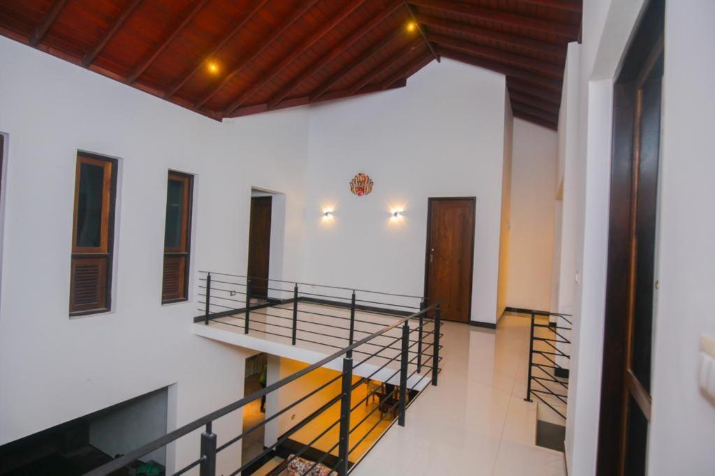 Sri Lanka Villa Dsr , Wennappuwa 외부 사진